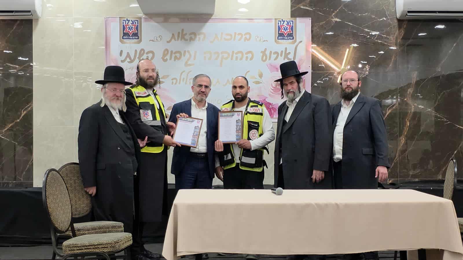 יו"ר המועצה הדתית ברמת גן, שנפצע קשה בפיגוע הדקירה הגיע לפגוש לראשונה את המתנדבים שהצילו את חייו